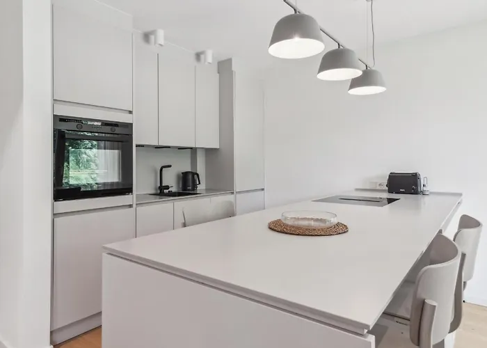 2 Bedroom Stunning In Apartman *